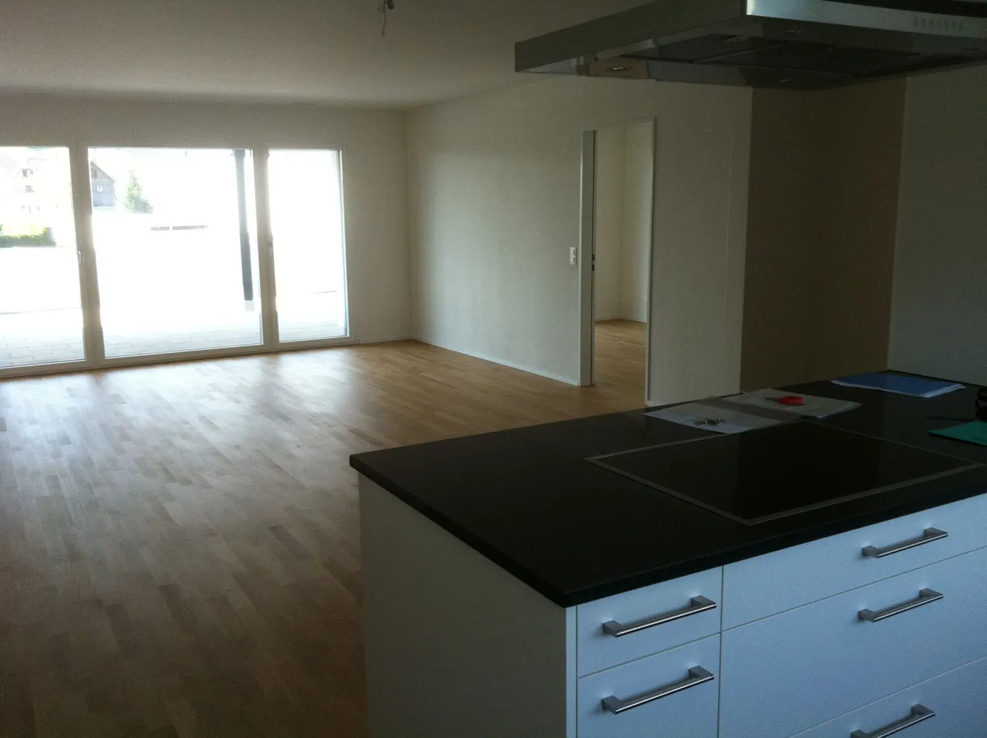 Charmante Wohnung mit grosser Terrasse - Foto 9 von 20