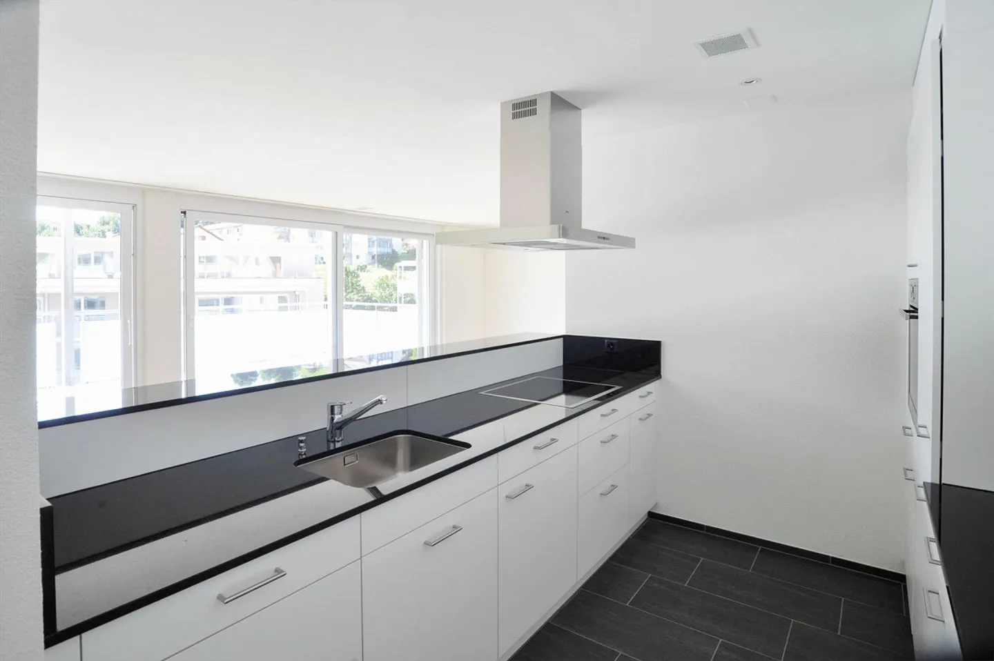 Modernes Apartment mit Naturanschluss - Foto 1 von 8