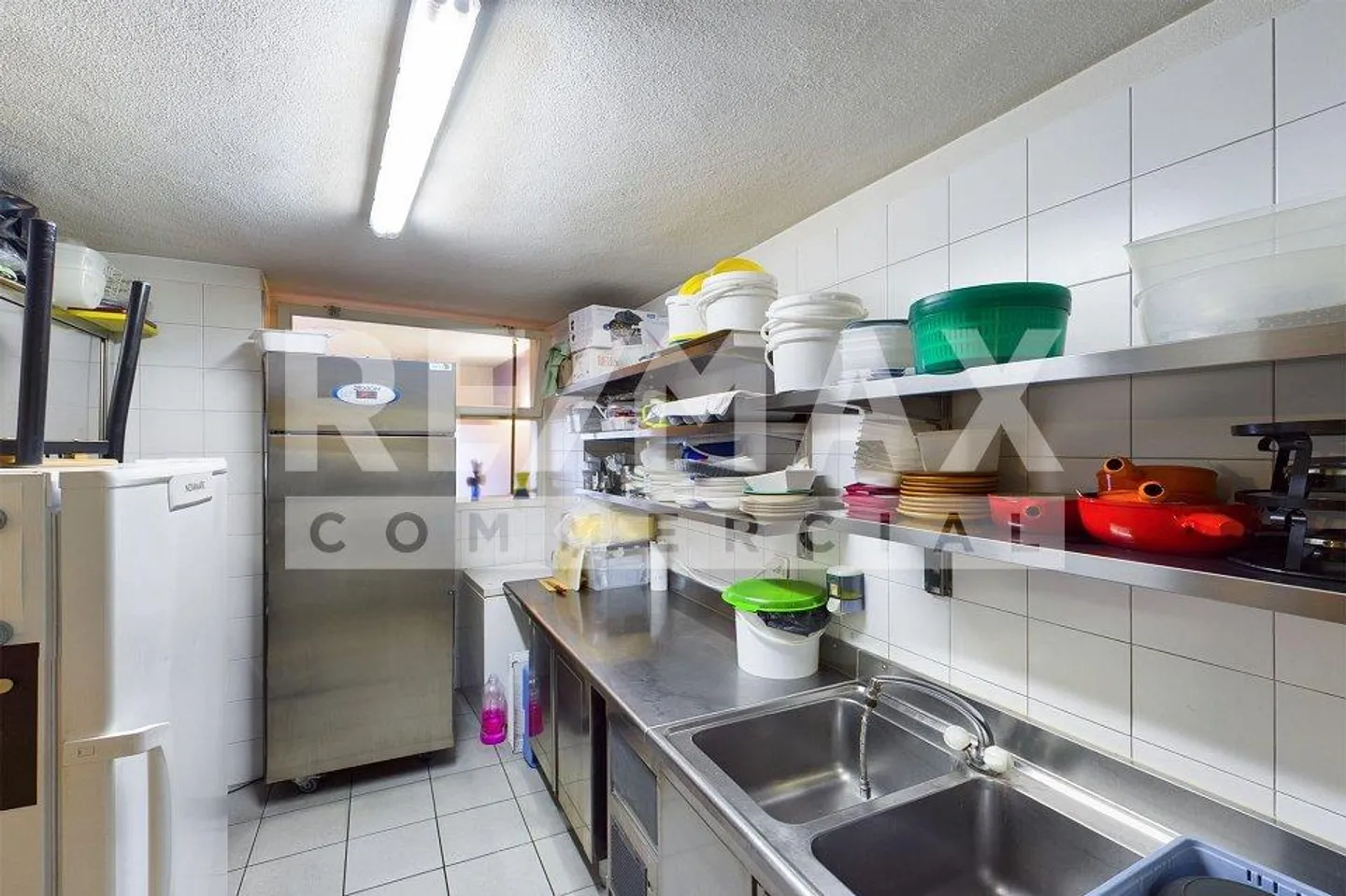 Mischgenutztes Gebäude kaufen - Foto 9 von 13