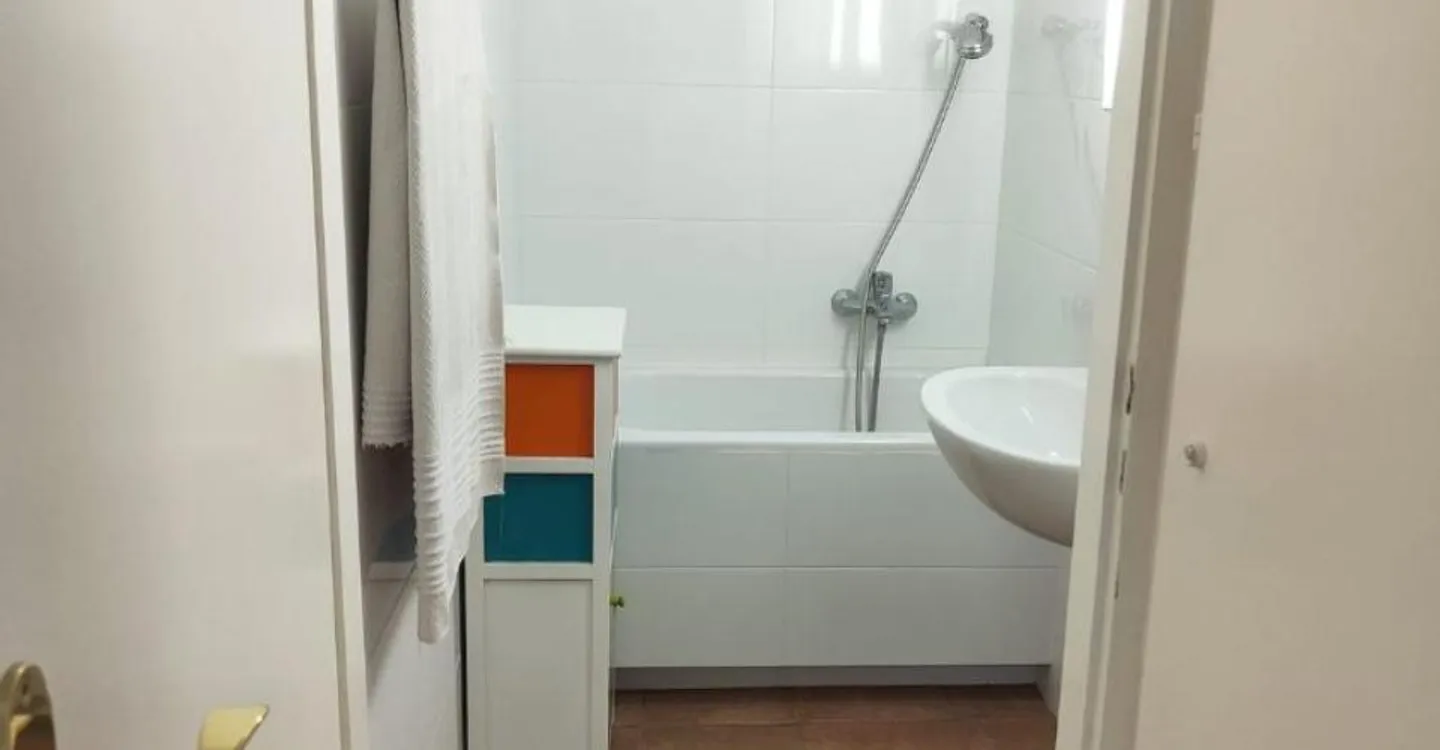 Appartement Charmant avec Vue - Photo 5 sur 7