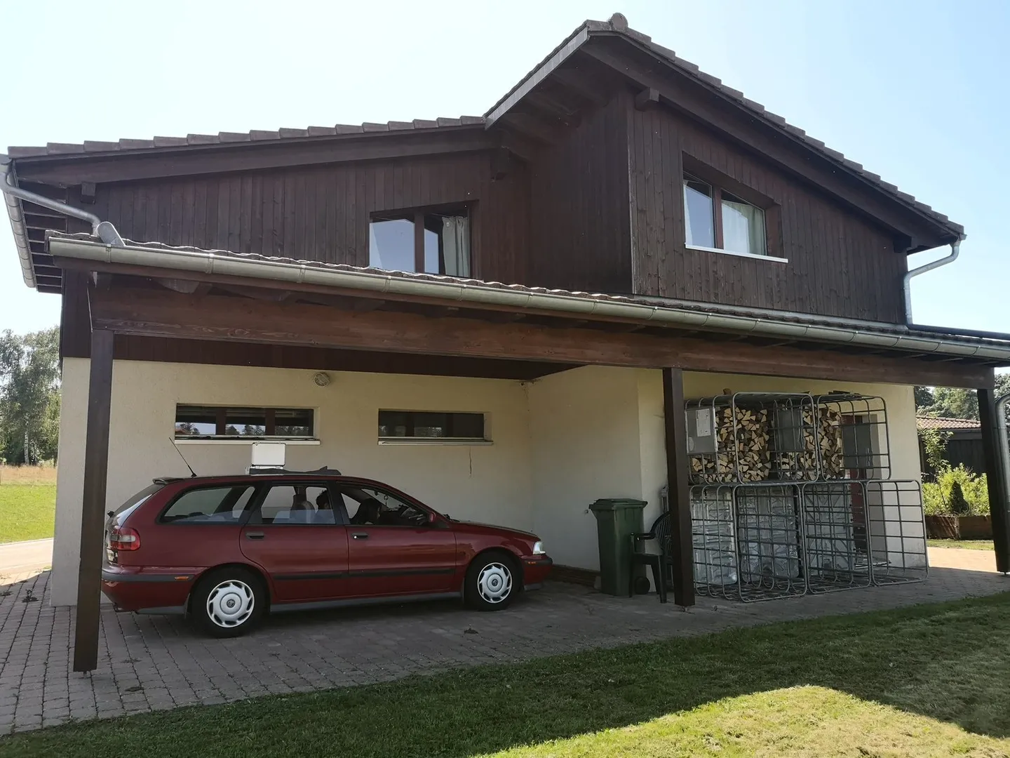 Geräumiges Familienhaus in Lajoux - Foto 6 von 63