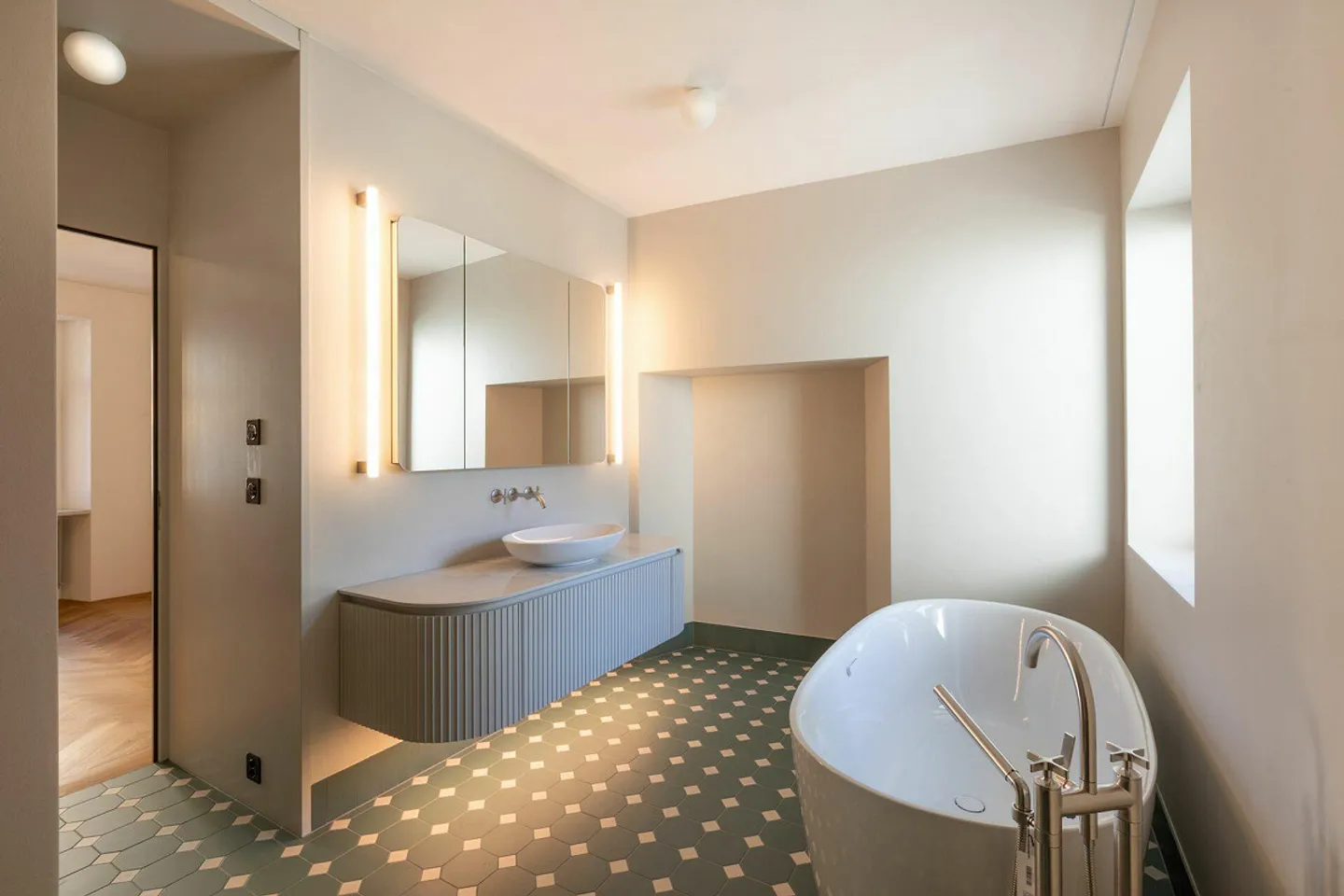 Immeuble résidentiel et commercial - Photo 16 sur 21