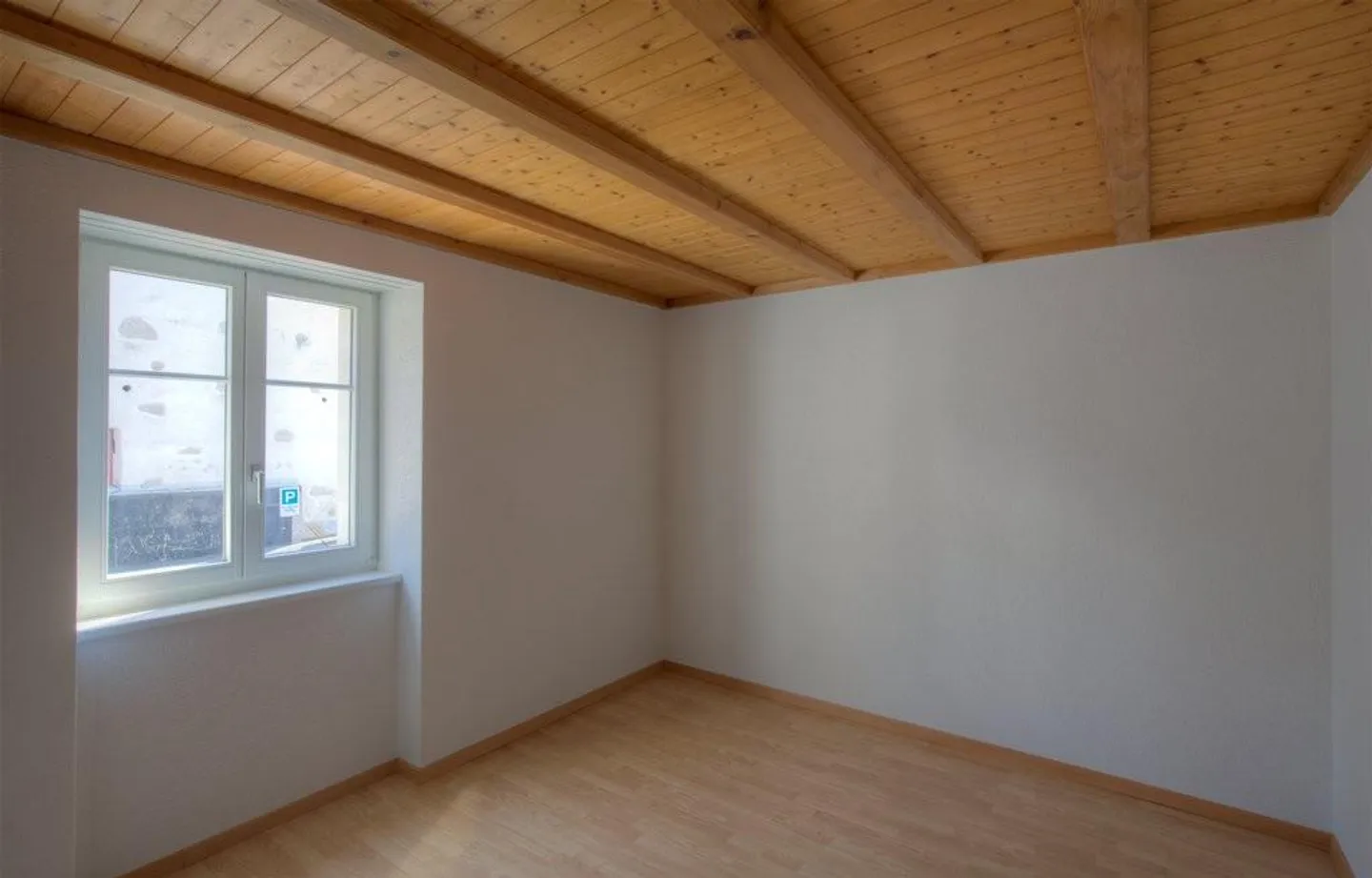 Looking for a new tenant - Beautiful ground floor apartment to fall in love with - Photo 6 of 6