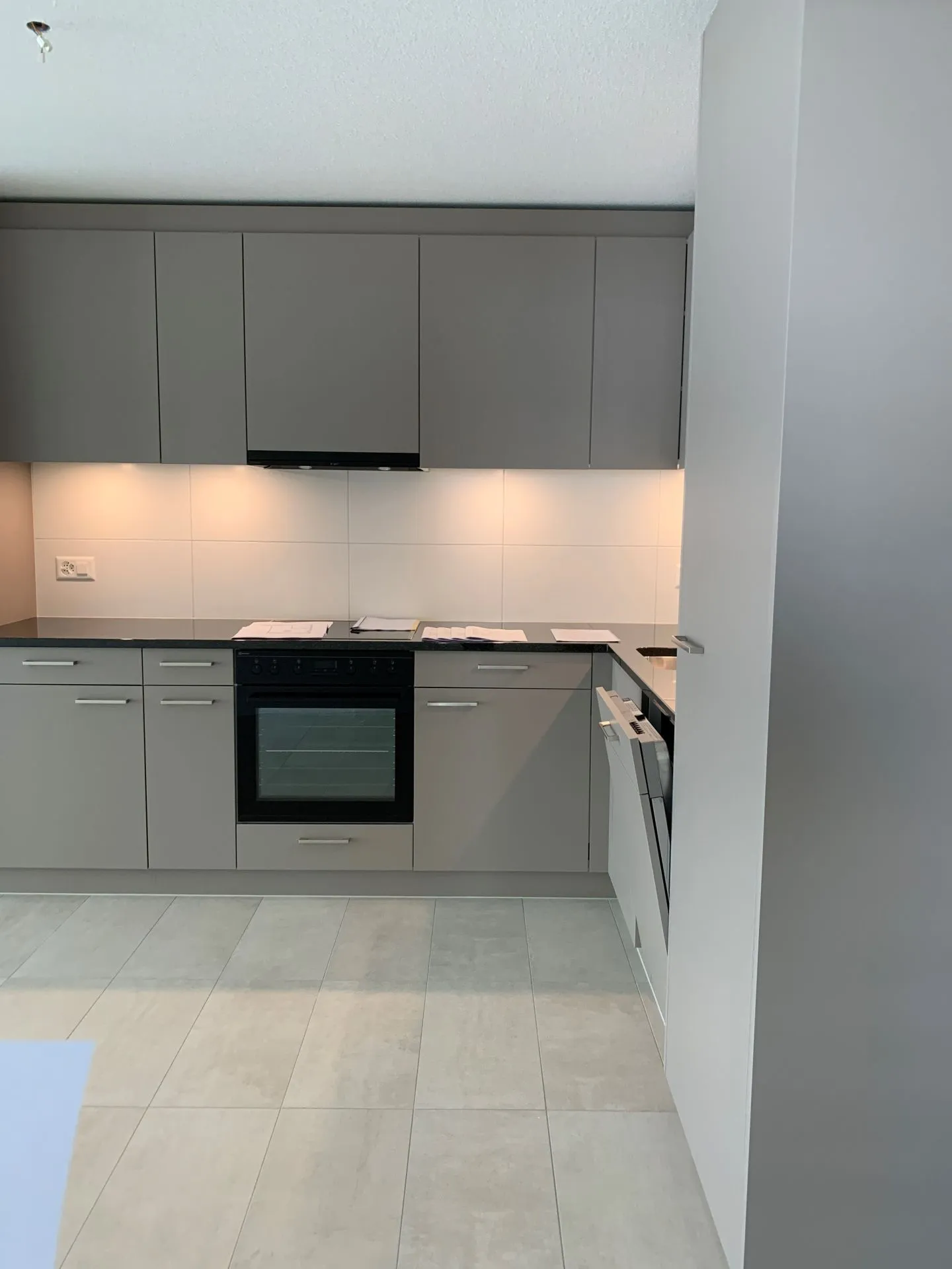 Charmante appartement 3.5 pièces - Photo 2 sur 6