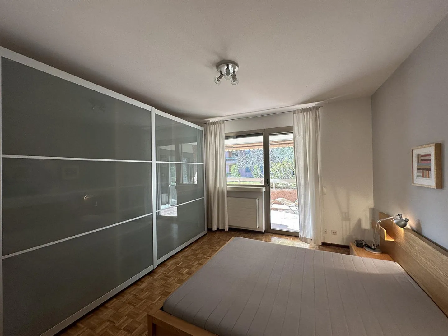 Appartement avec meubles et vue sur le lac à louer - Photo 7 sur 15
