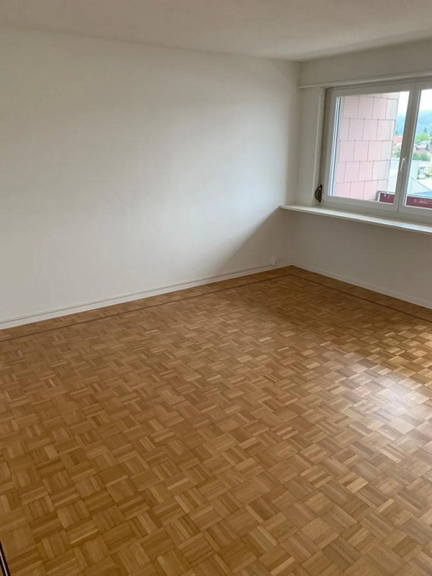 Large balcony with a view - Photo 3 of 7