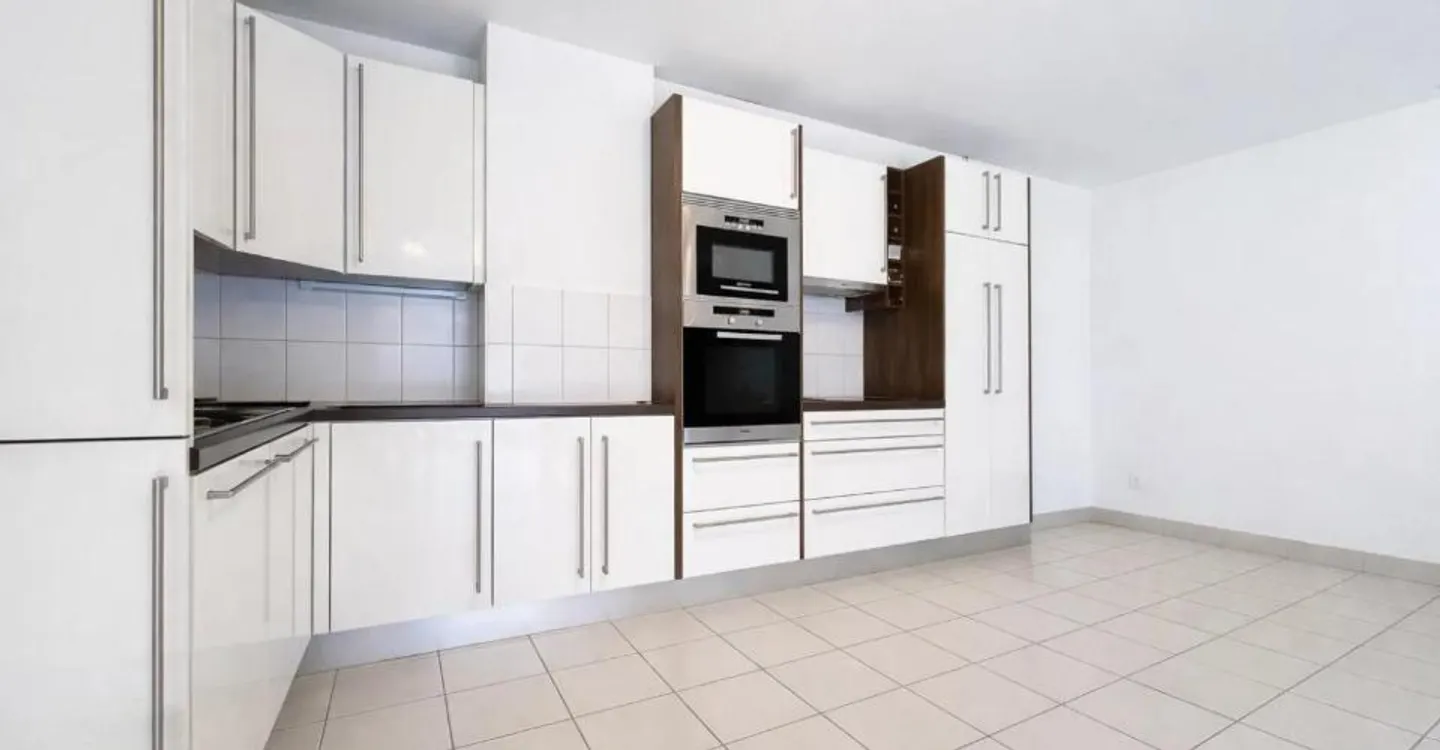 Beautiful 3.5-room apartment in Gland - Photo 3 of 7