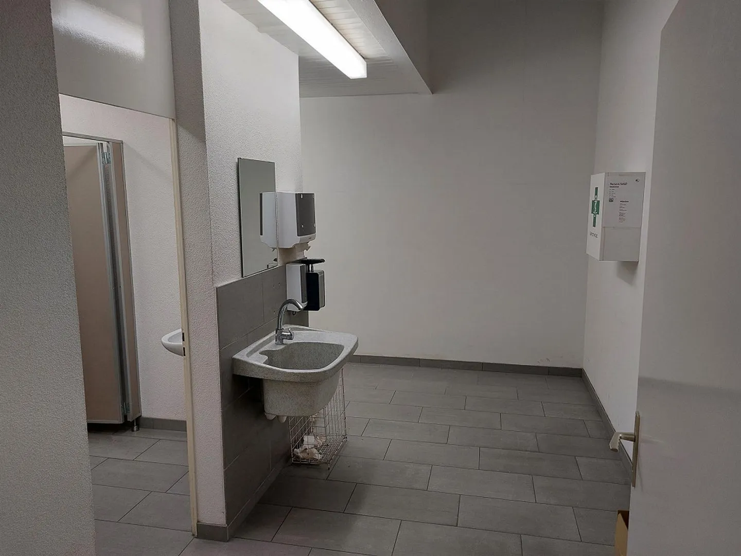 Bureau, Studio ou Espace de Vente, Propriété Commerciale Polyvalente - Photo 4 sur 6