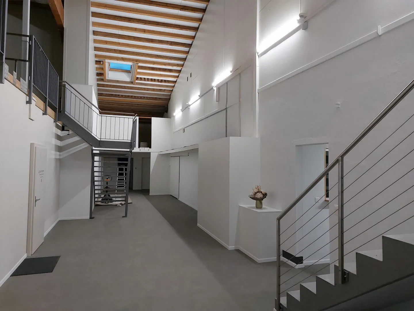 Bureau, Studio ou Espace de Vente, Propriété Commerciale Polyvalente - Photo 3 sur 6