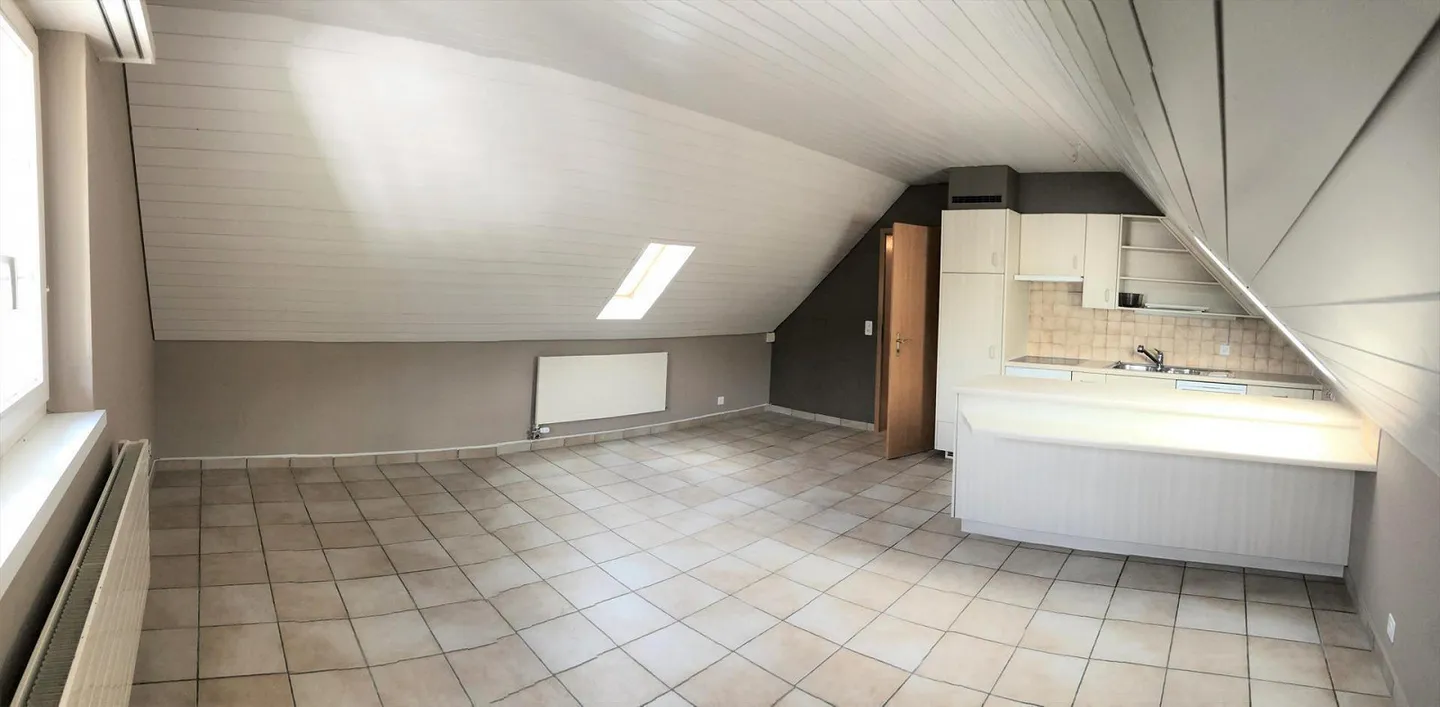 3 1/2-Room Attic Apartment in a Quiet Location - Photo 6 of 12