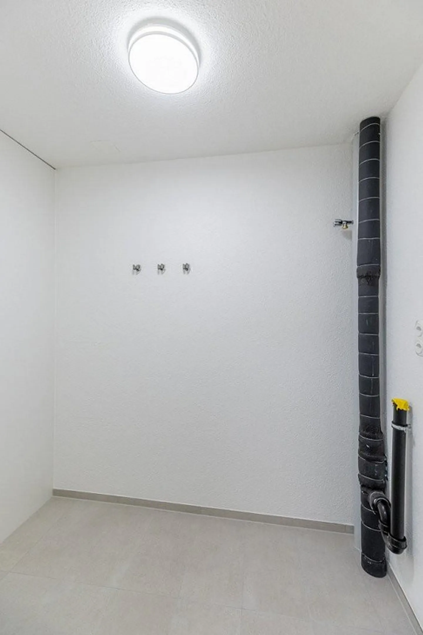 MIETEN OHNE KAUTION Neu sanierte und zentral gelegene Wohnung! - Foto 7 von 9