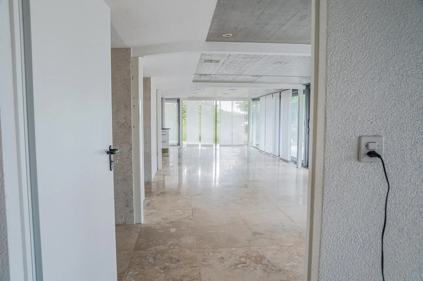 Appartamento luminoso in stile loft con 150 m² di superficie abitabile e terrazza a Bettlach - Foto 5 di 8