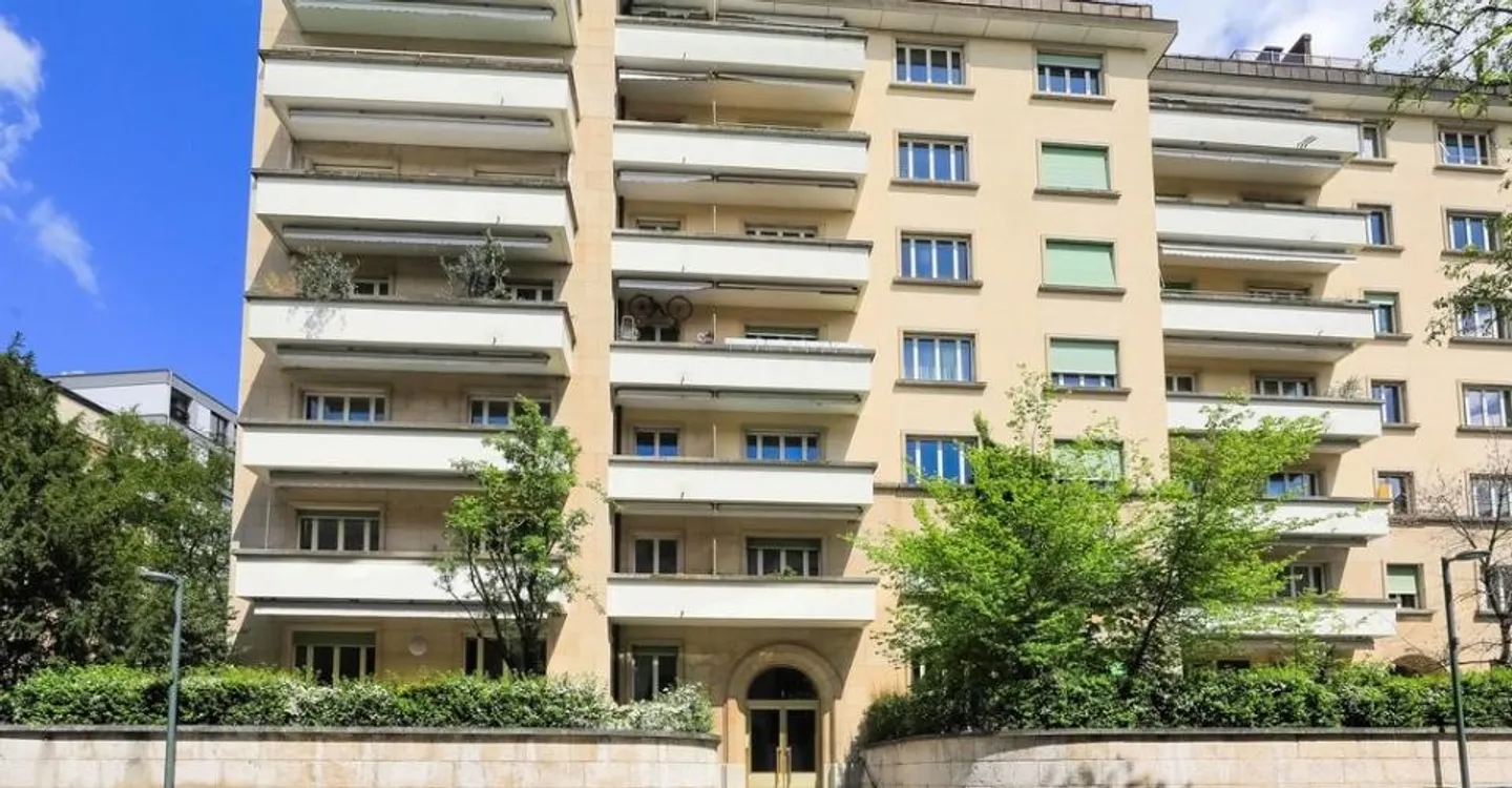 Charmant Appartement Sous Les Toits à Genève - Photo 1 sur 7