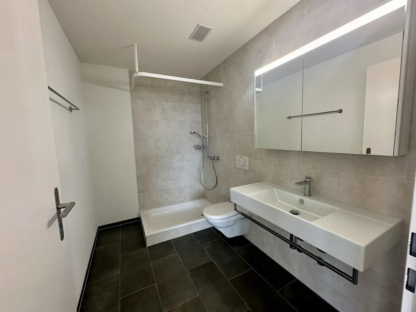 Livingandmore - Moderne Wohnung im Liebefeldquartier - Foto 4 von 6