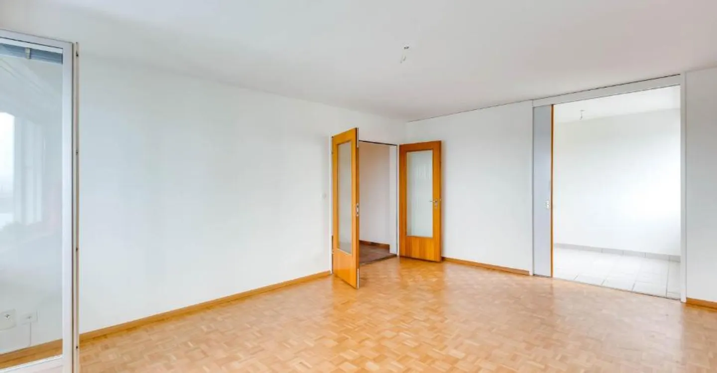 Spacious, light-flooded apartment in a central location - Photo 6 of 10