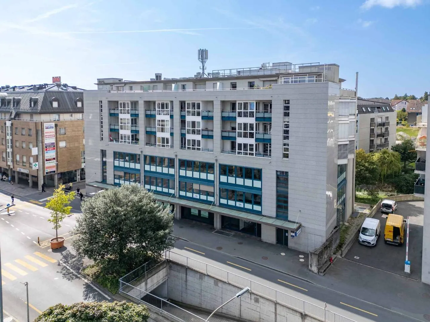 Spazio commerciale nel cuore della città di Morges - Foto 2 di 12