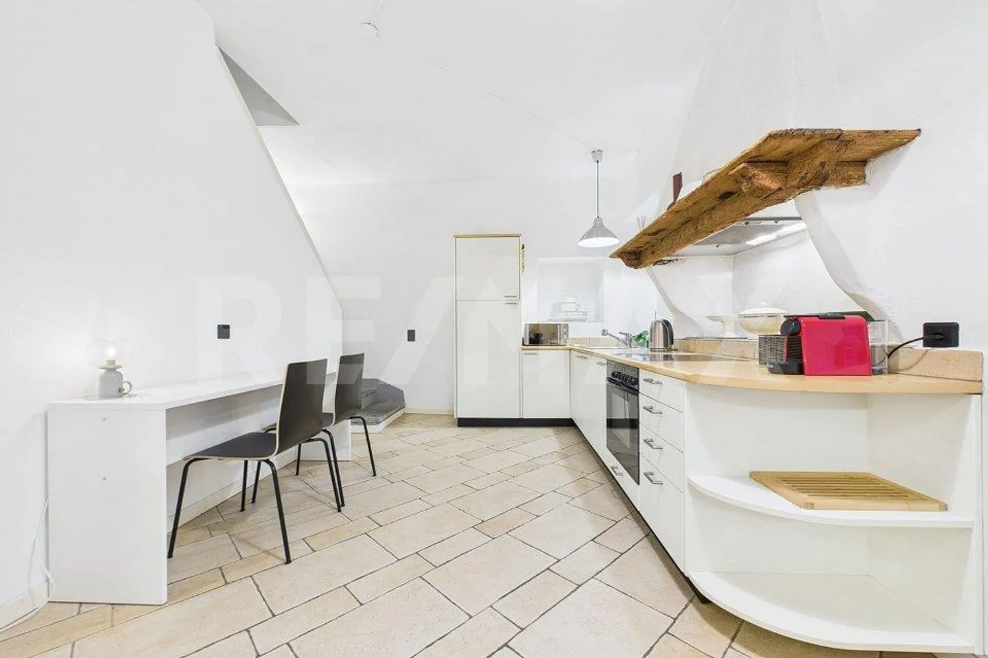 Exklusive 4½-Zimmer-Maisonette nur wenige Schritte vom Luganersee entfernt - Foto 5 von 13