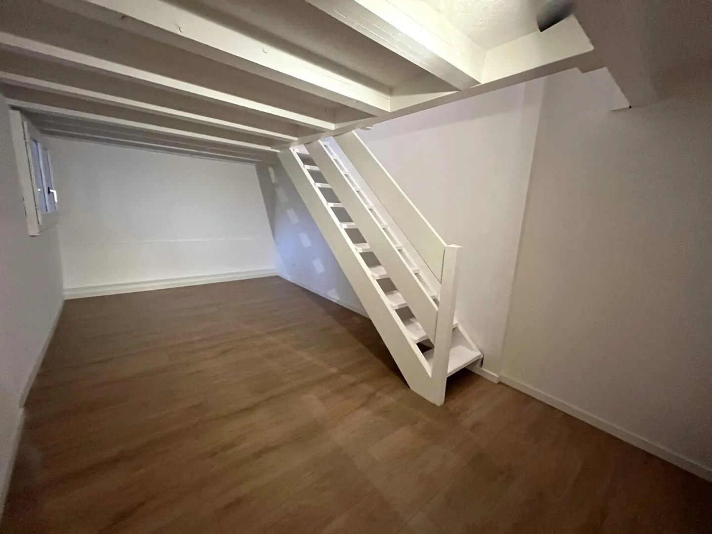 Renovated - Large 3.5 Room Apartment in Rennaz - Photo 6 of 8