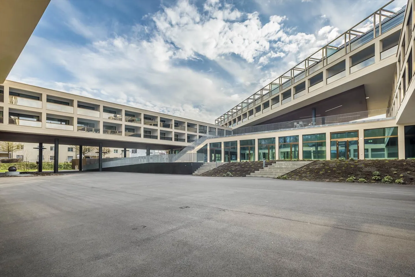 La tua nuova sede per le tue operazioni bancarie - Foto 2 di 2