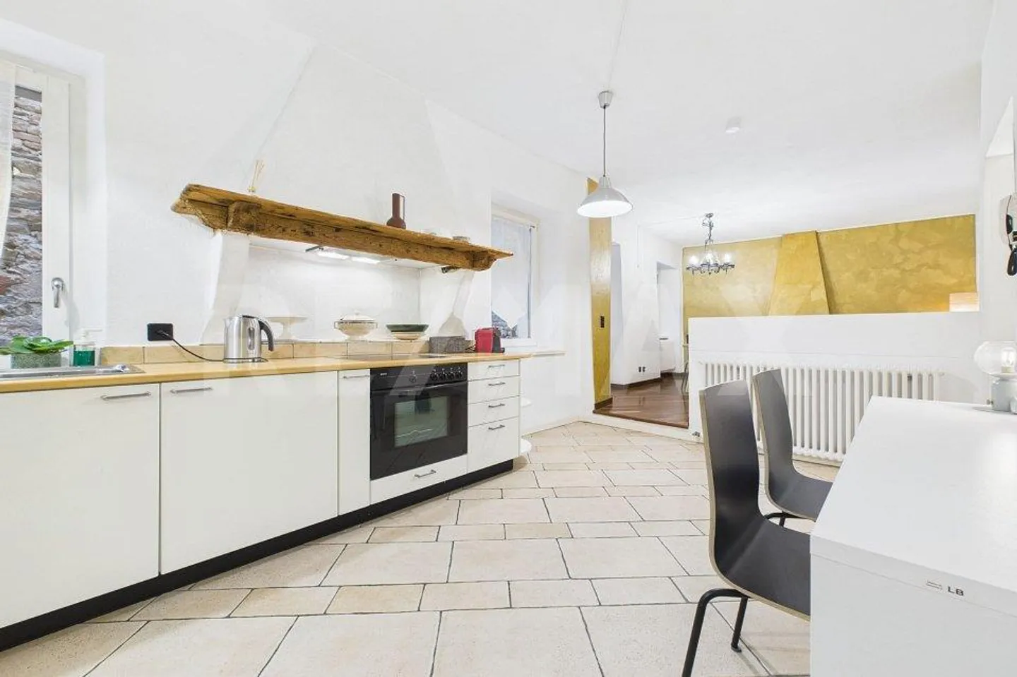 Exklusive 4½-Zimmer-Maisonette nur wenige Schritte vom Luganersee entfernt - Foto 7 von 13