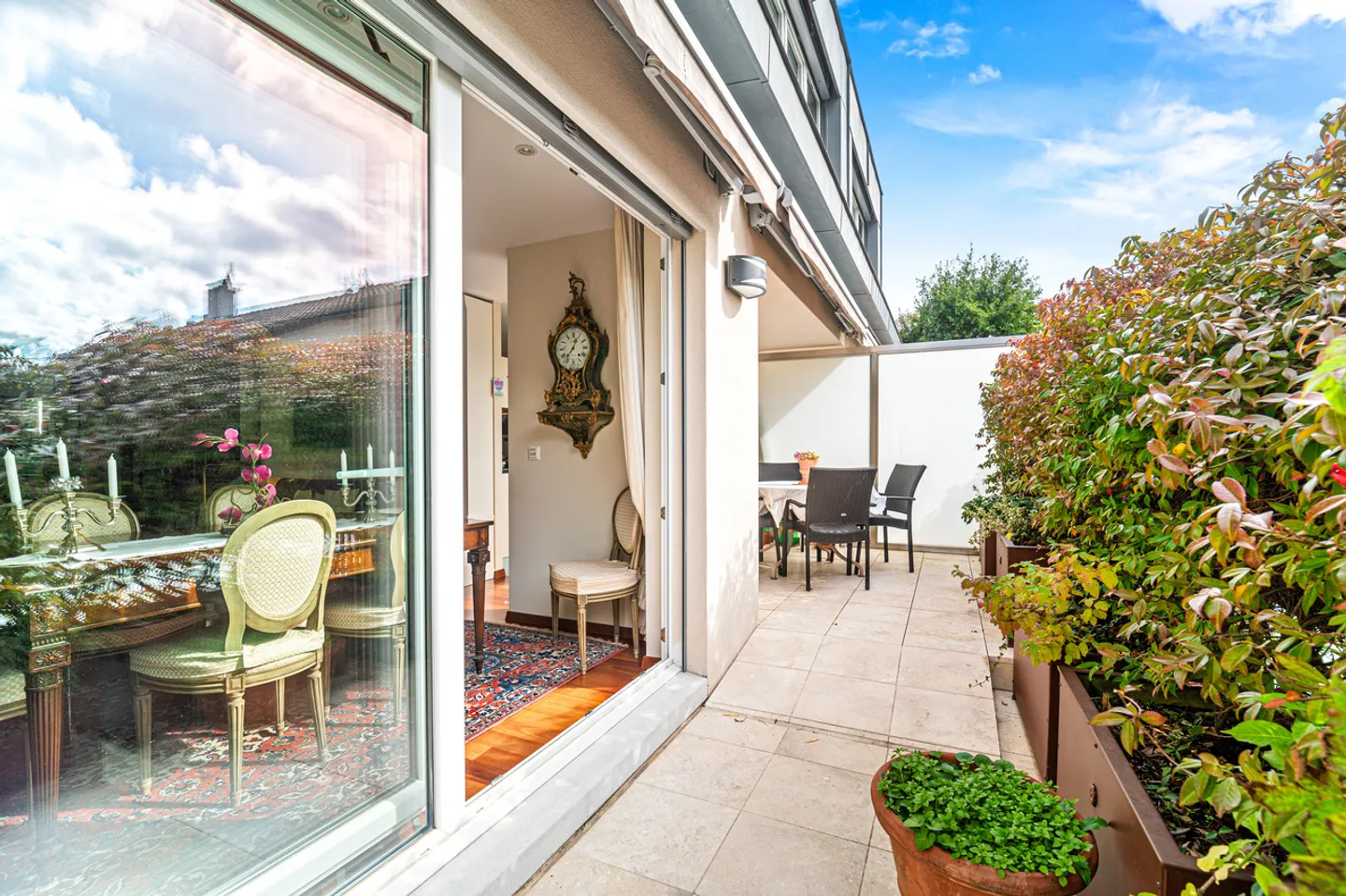 Schöner Penthouse-Duplex mit unabhängigem Studio im Herzen von Nyon - Foto 2 von 15