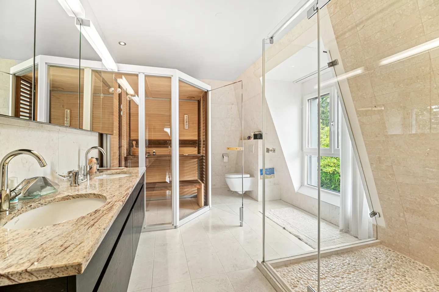 Schöner Penthouse-Duplex mit unabhängigem Studio im Herzen von Nyon - Foto 10 von 15