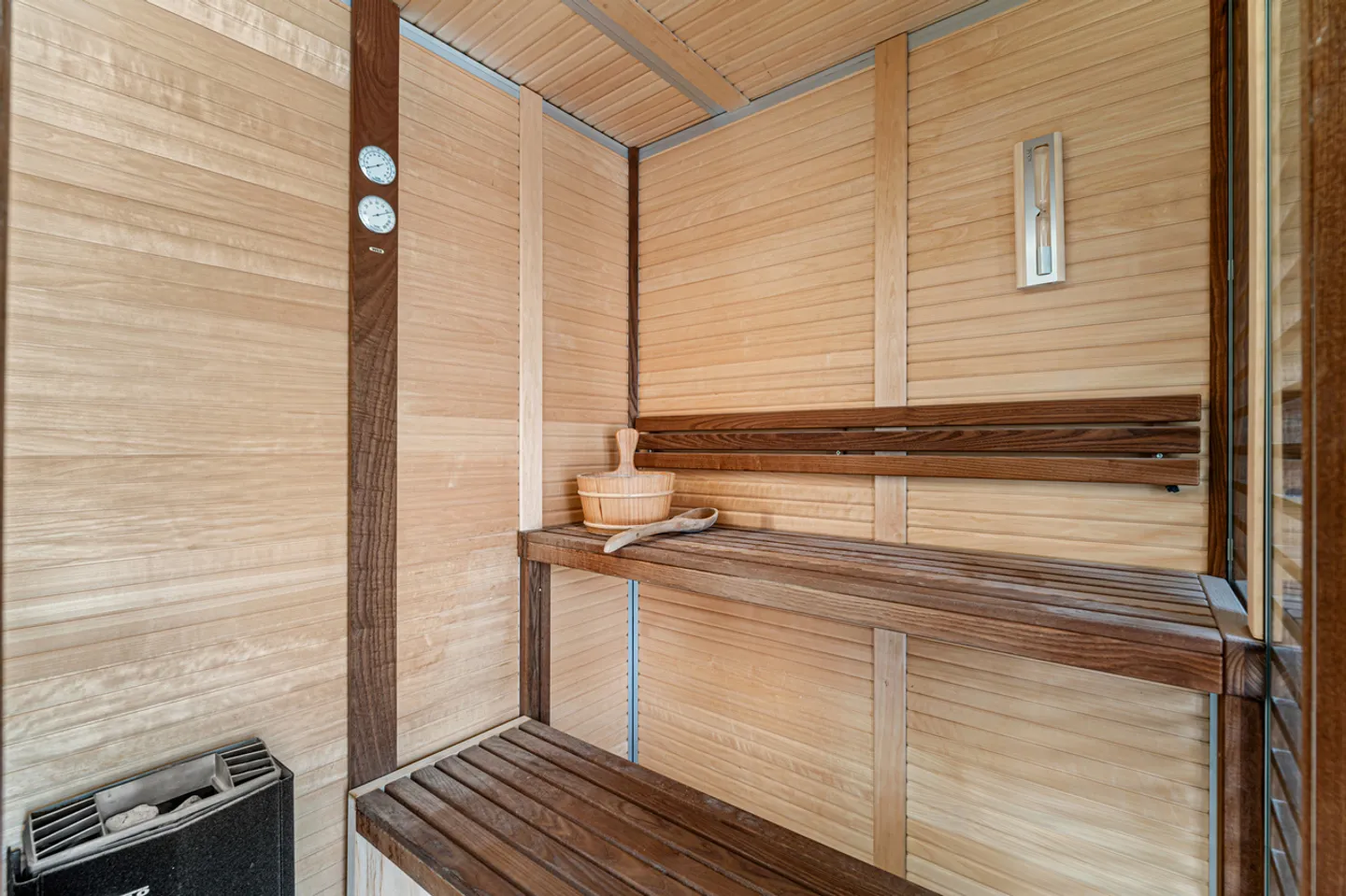 Schöner Penthouse-Duplex mit unabhängigem Studio im Herzen von Nyon - Foto 11 von 15