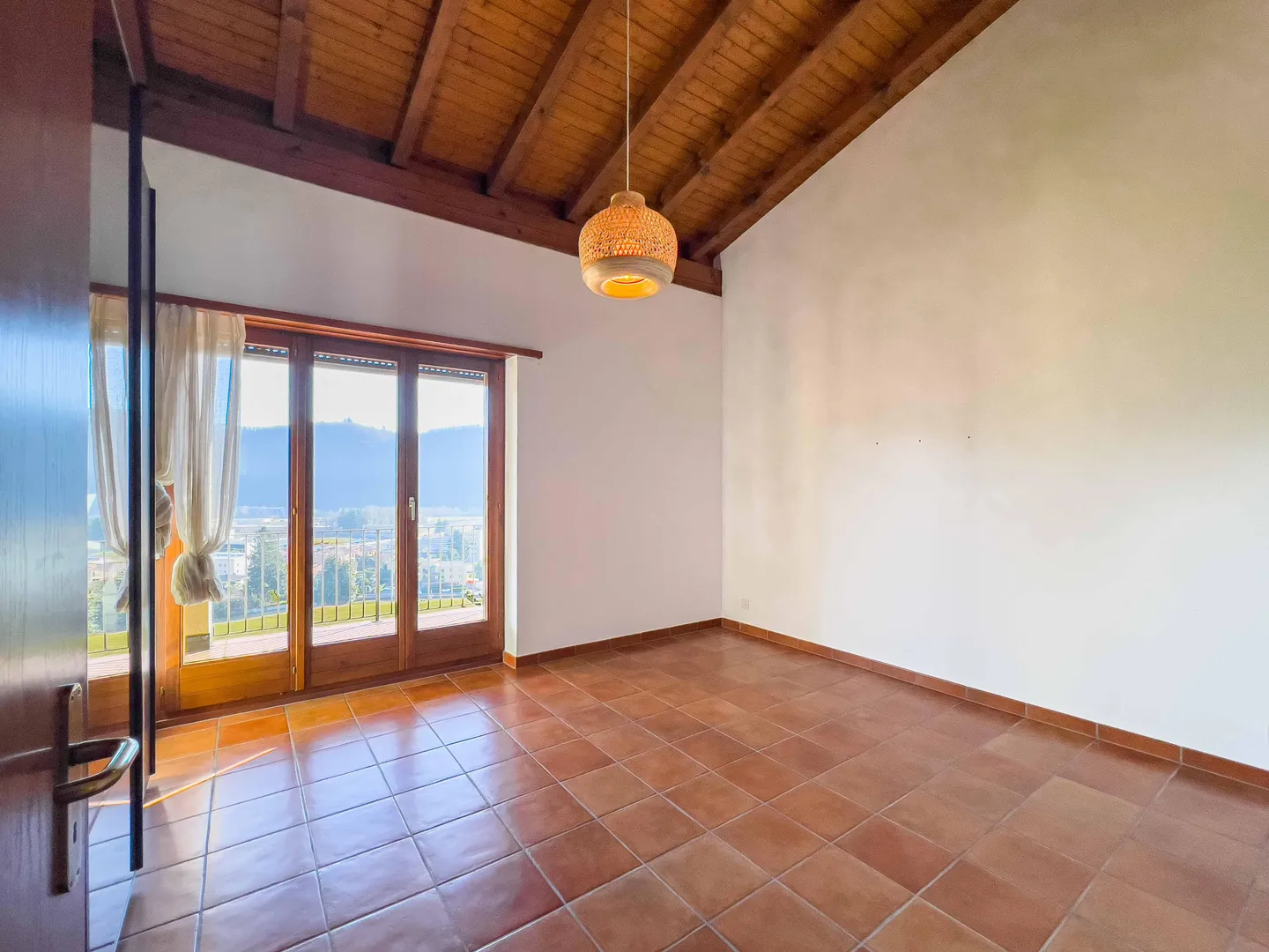 «Casa con giardino e area boschiva ad Agno» - Foto 4 di 9