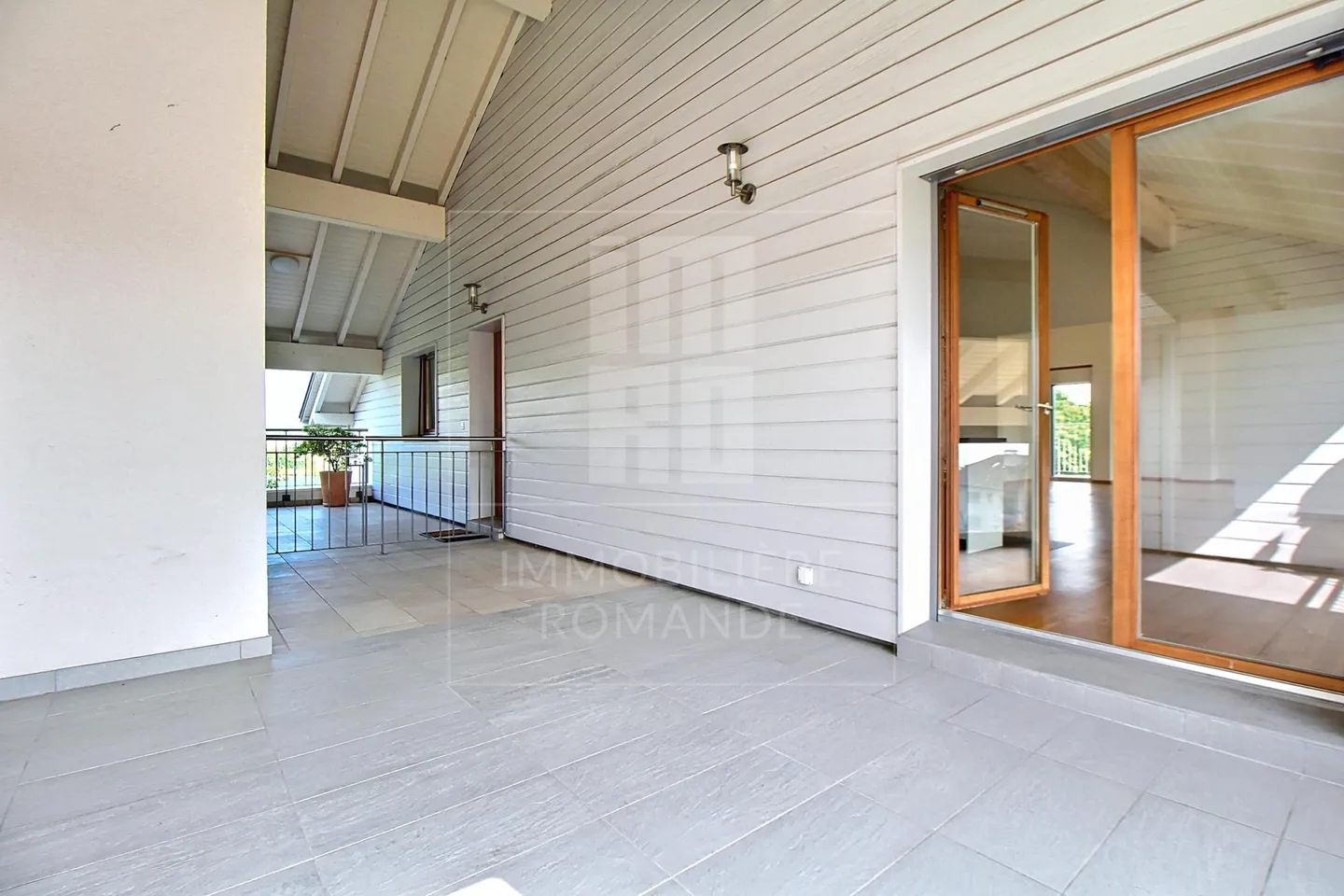 Charming Apartment in Jussy - Photo 13 of 14