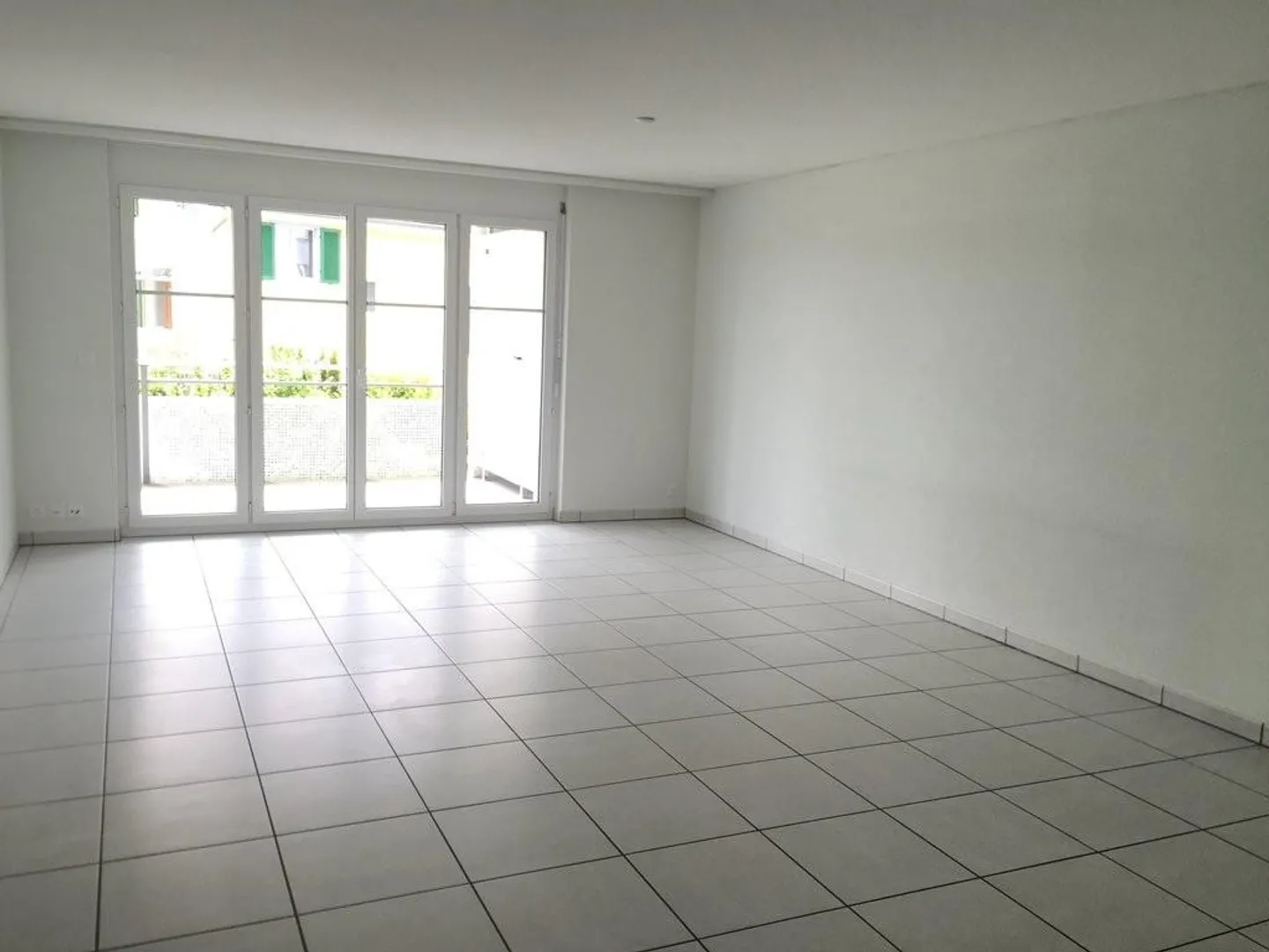 Your new family paradise in the green - Photo 6 of 9