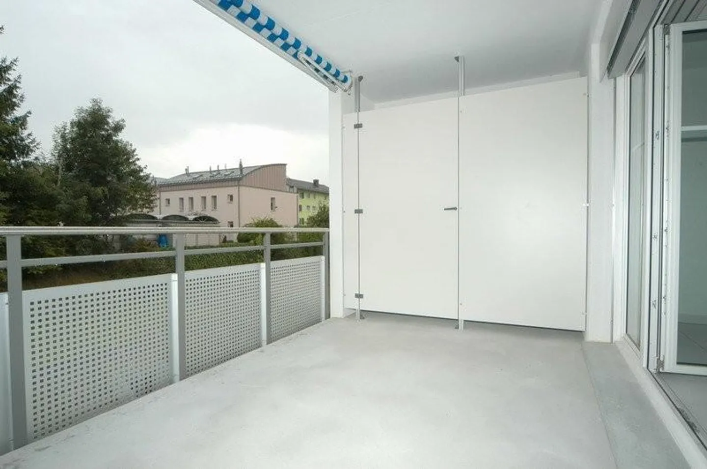 Your new family paradise in the green - Photo 9 of 9