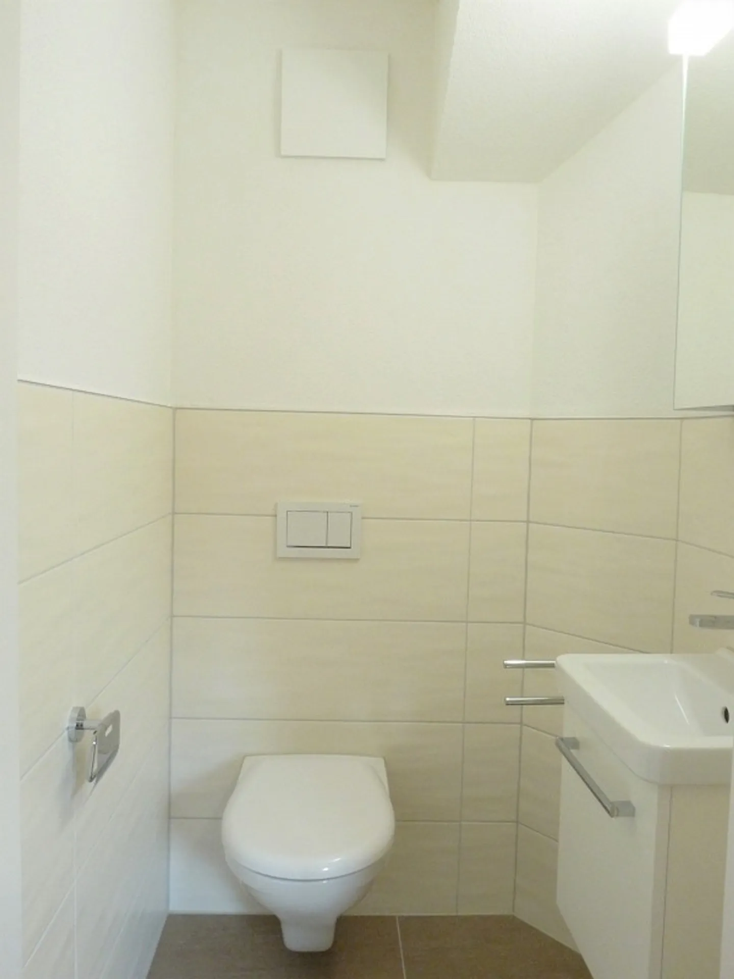 Lichtdurchflutete und moderne Maisonettewohnung - Foto 8 von 11