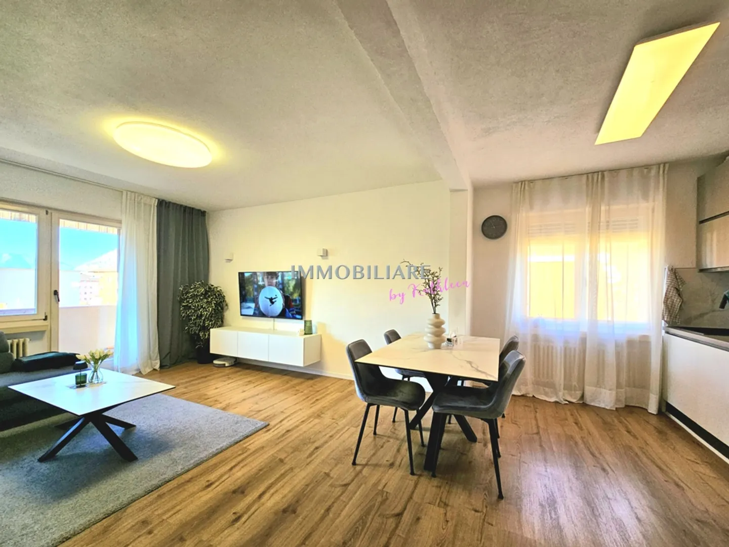 Appartement lumineux avec vue dégagée, dans un quartier calme et à faibles charges - Photo 3 sur 12