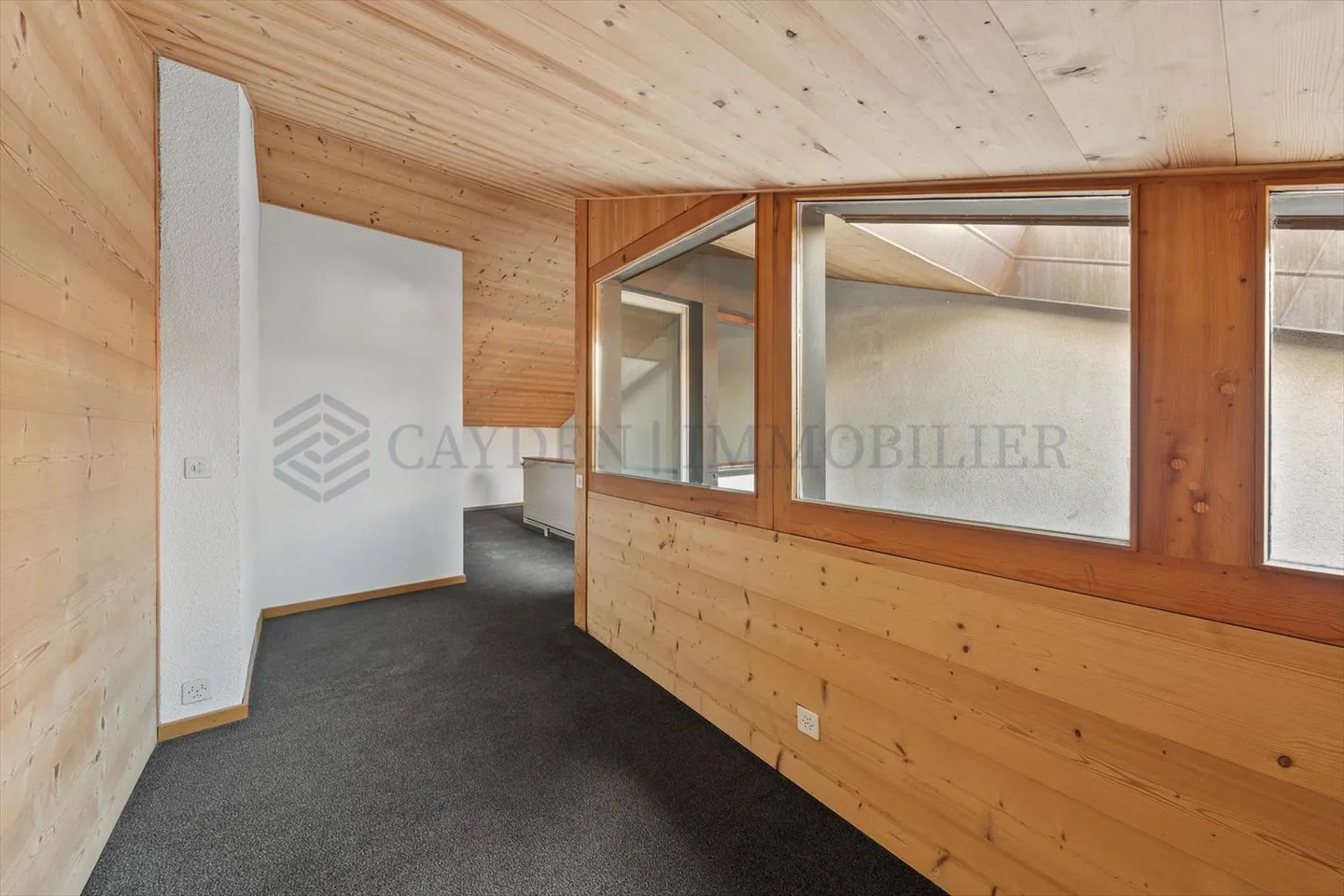 Rarely for Sale: Residential Building in the Heart of Nyon! - Photo 12 of 13
