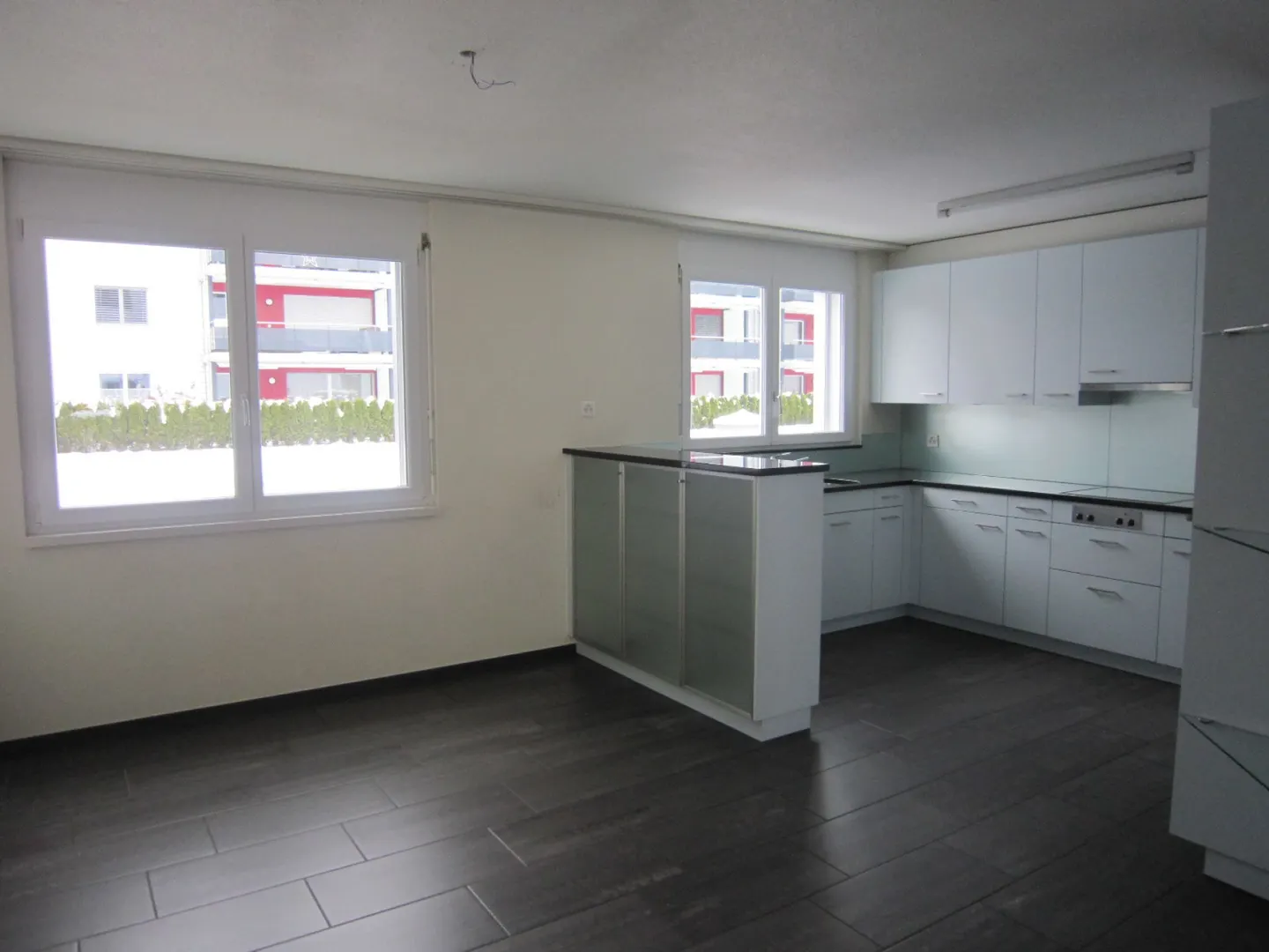 5.5-Room Garden Apartment in a Child-Friendly, Central Location - Photo 2 of 10