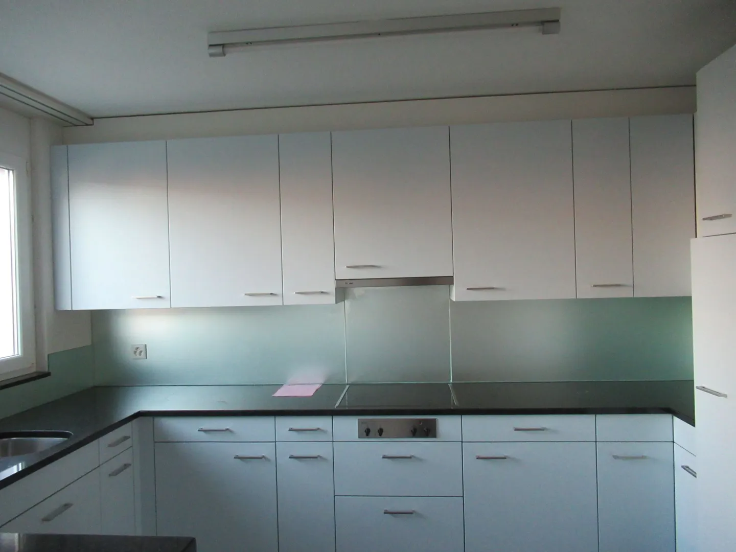 5.5-Room Garden Apartment in a Child-Friendly, Central Location - Photo 3 of 10