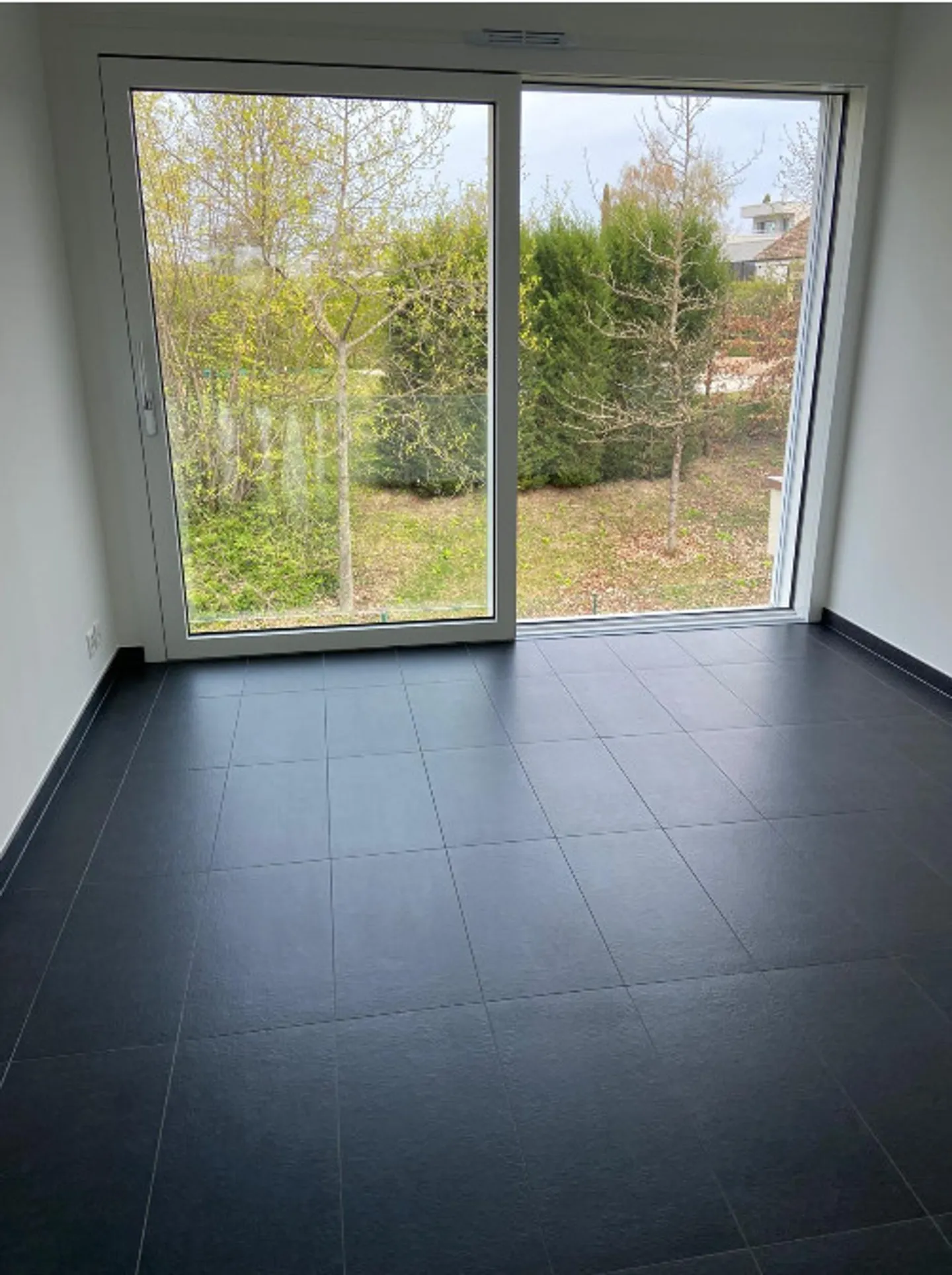 Appartement Neuf avec Jardin Privatif - Photo 3 sur 6