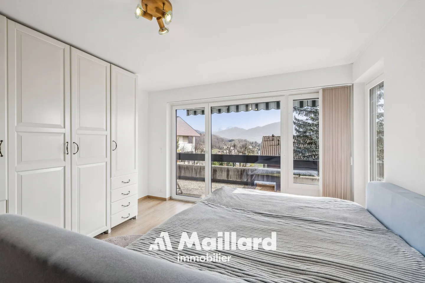 MAGNIFIQUE APPARTEMENT DE 6,5 PIÈCES AVEC TERRASSE ET JARDIN - Photo 6 of 15