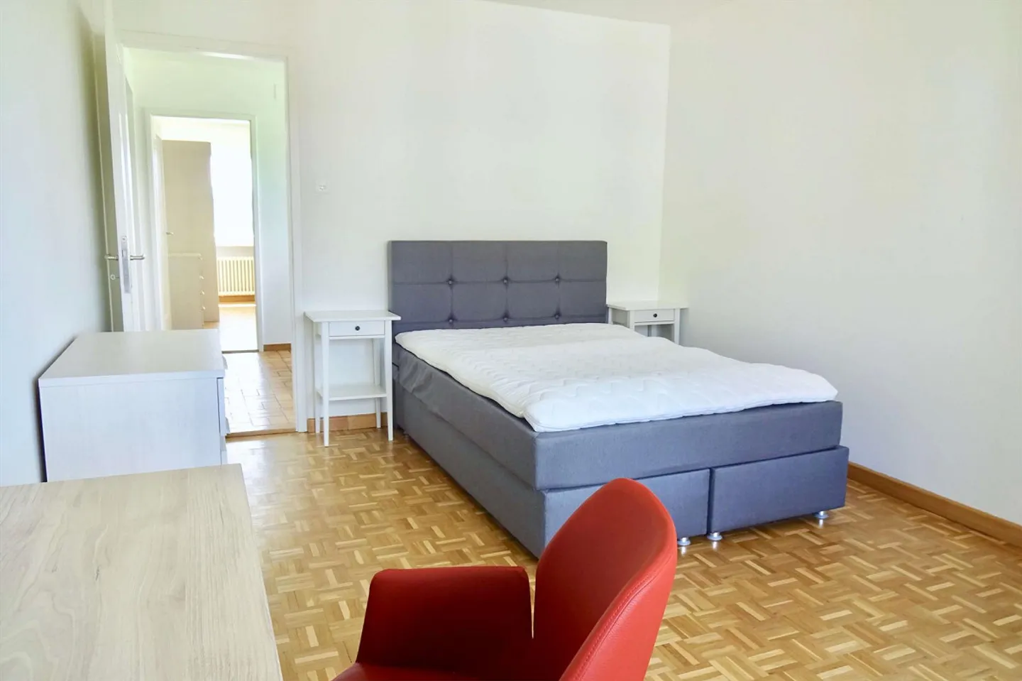 Chambre partagée meublée avec style dans un endroit calme à Bâle - Photo 6 sur 10
