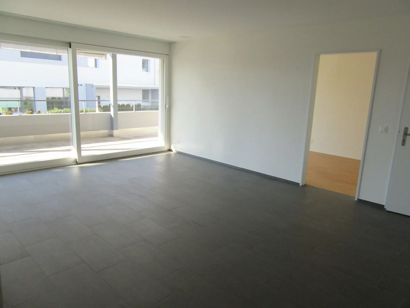 3.5 Room Apartment with Large Balcony - Photo 4 of 13