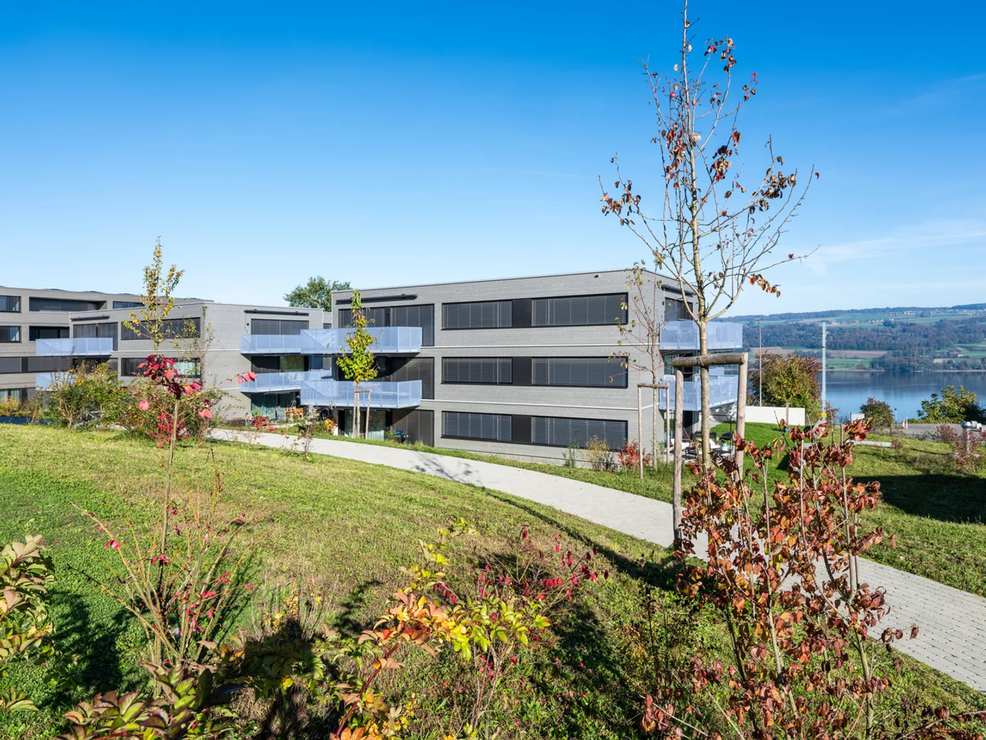 Appartamenti di 2,5 stanze di alta qualità - con vista sul lago - Foto 1 di 10