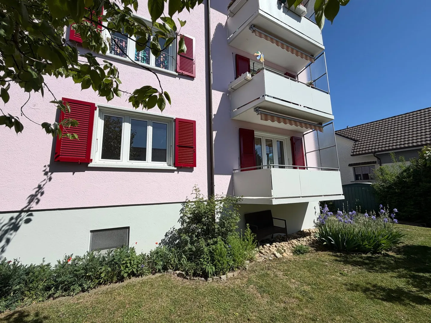 3.5-Room Bijou with Balcony in Grenchen - Photo 1 of 28