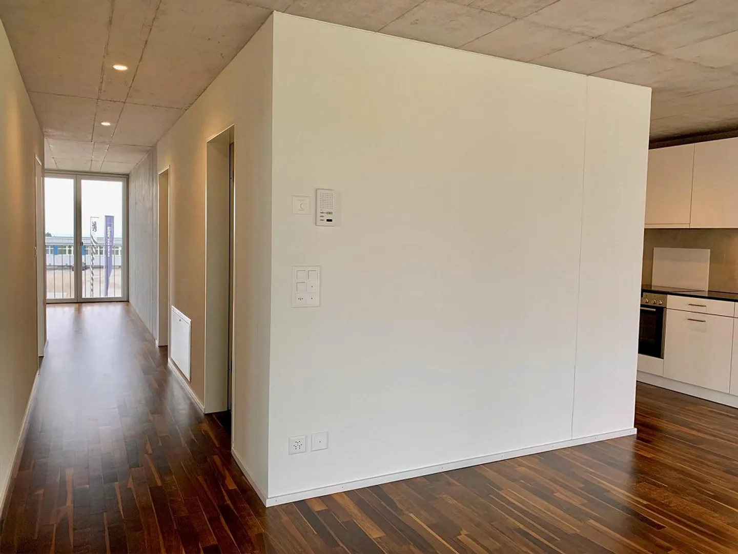 Appartement avec une architecture moderne et un grand confort de vie - Photo 6 sur 10