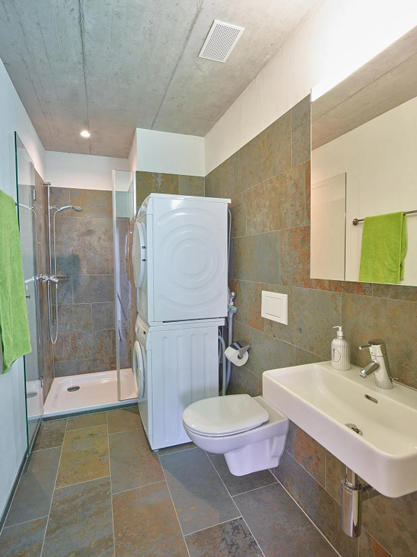 Appartement avec une architecture moderne et un grand confort de vie - Photo 5 sur 10