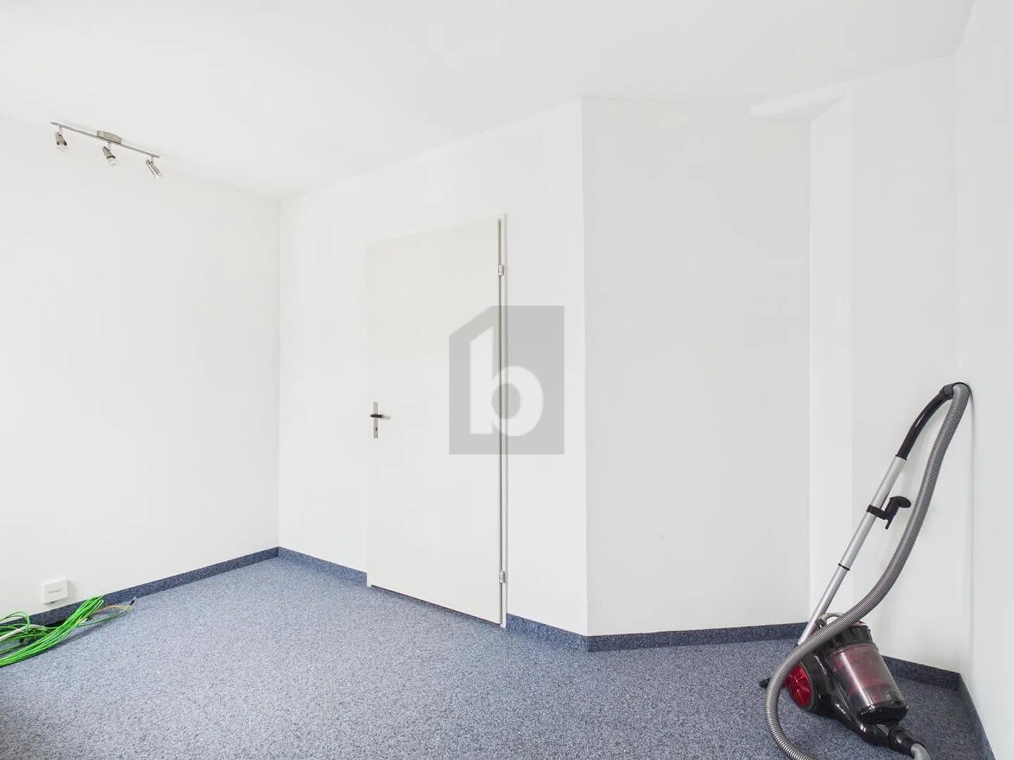 Vielseitige Bürofläche in Dübendorf - Foto 3 von 6