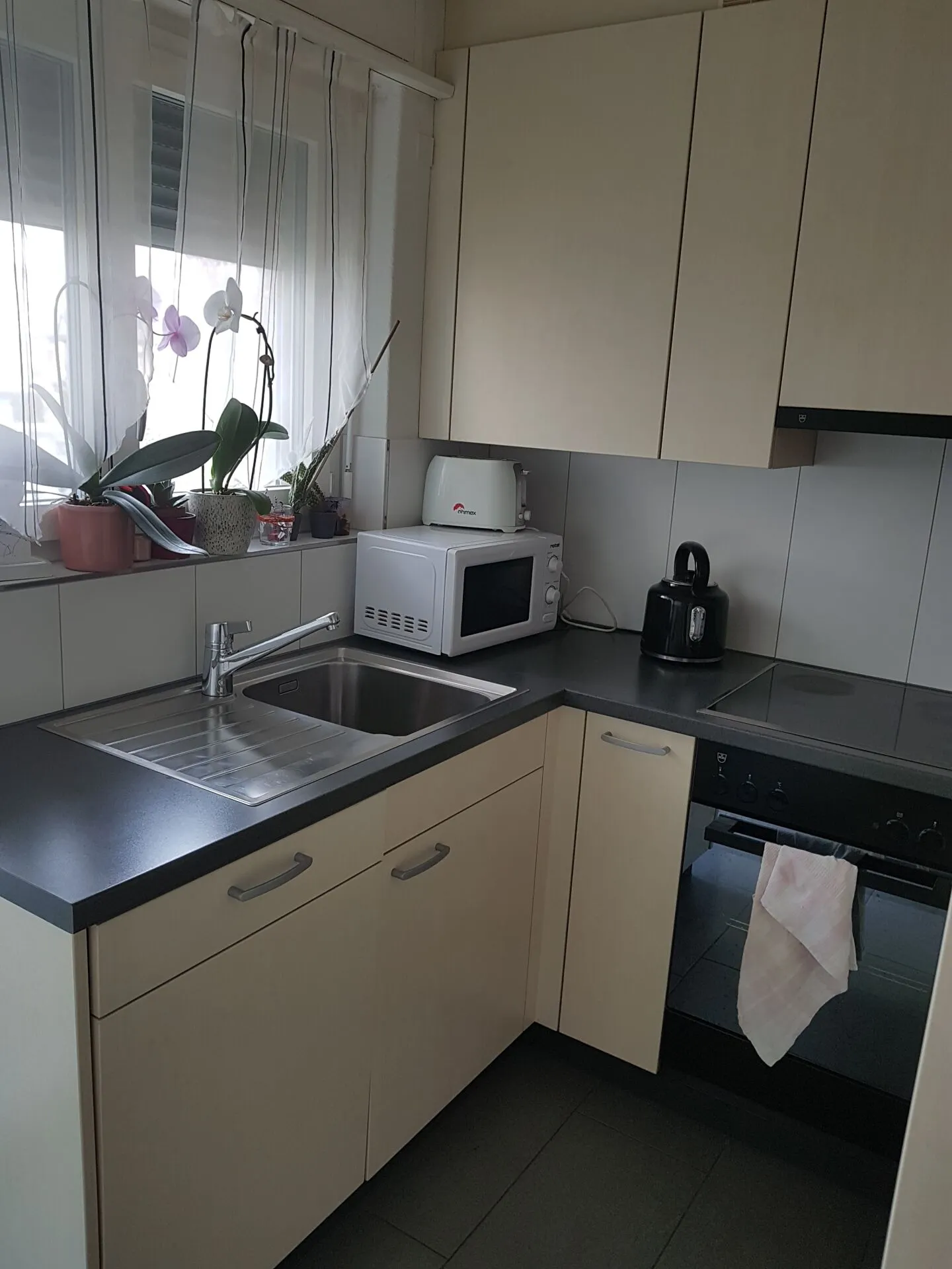Sunny Apartment in Emmen - Photo 2 of 8