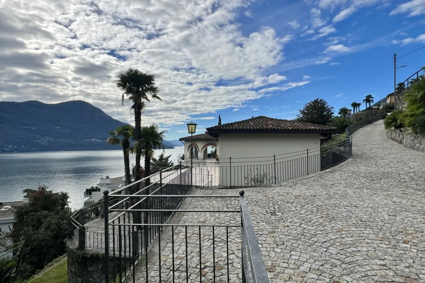 Villa architecte exclusive avec piscine - Photo 51 sur 54