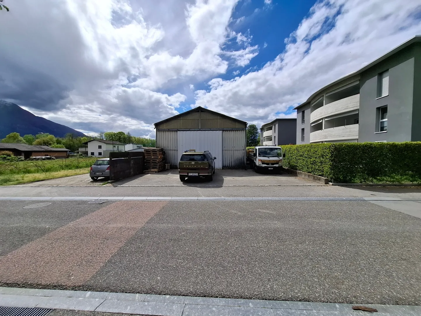 Terrain constructible à Gordola - 1336 m2 - Photo 2 sur 5