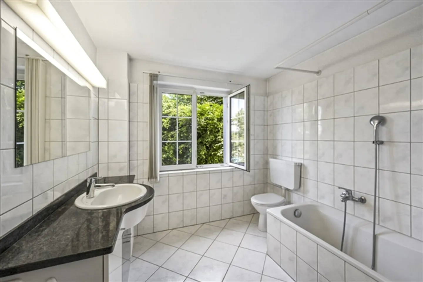 «Privat, zentral, entwicklungsfähig – Ihr neues Zuhause in Kaiseraugst» - Foto 7 von 11