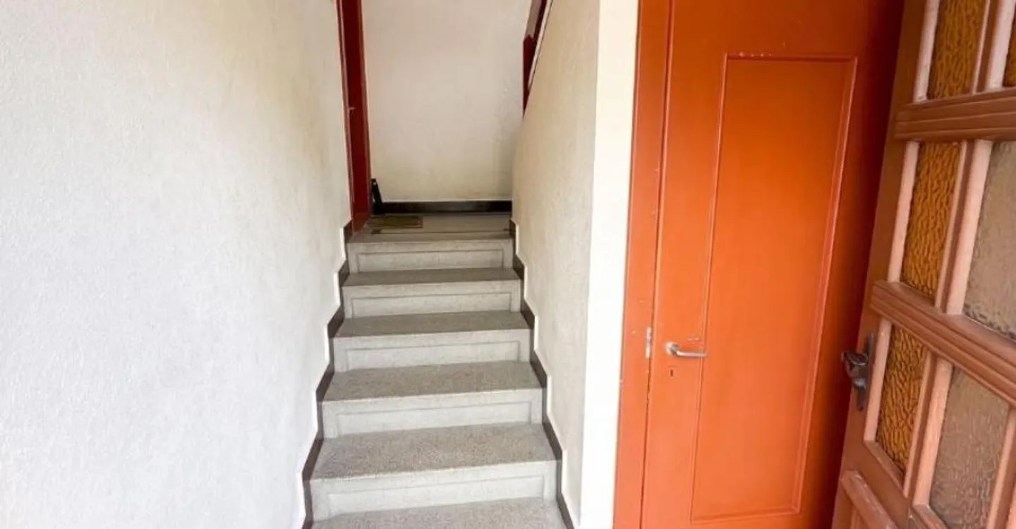 Rare in Conthey - Building with two apartments on a plot of 542 m² - Photo 7 of 13
